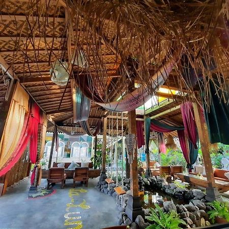 ลา ลูนา รีสอร์ต ยกยาการ์ต้า Hotel สเลมาน ภายนอก รูปภาพ